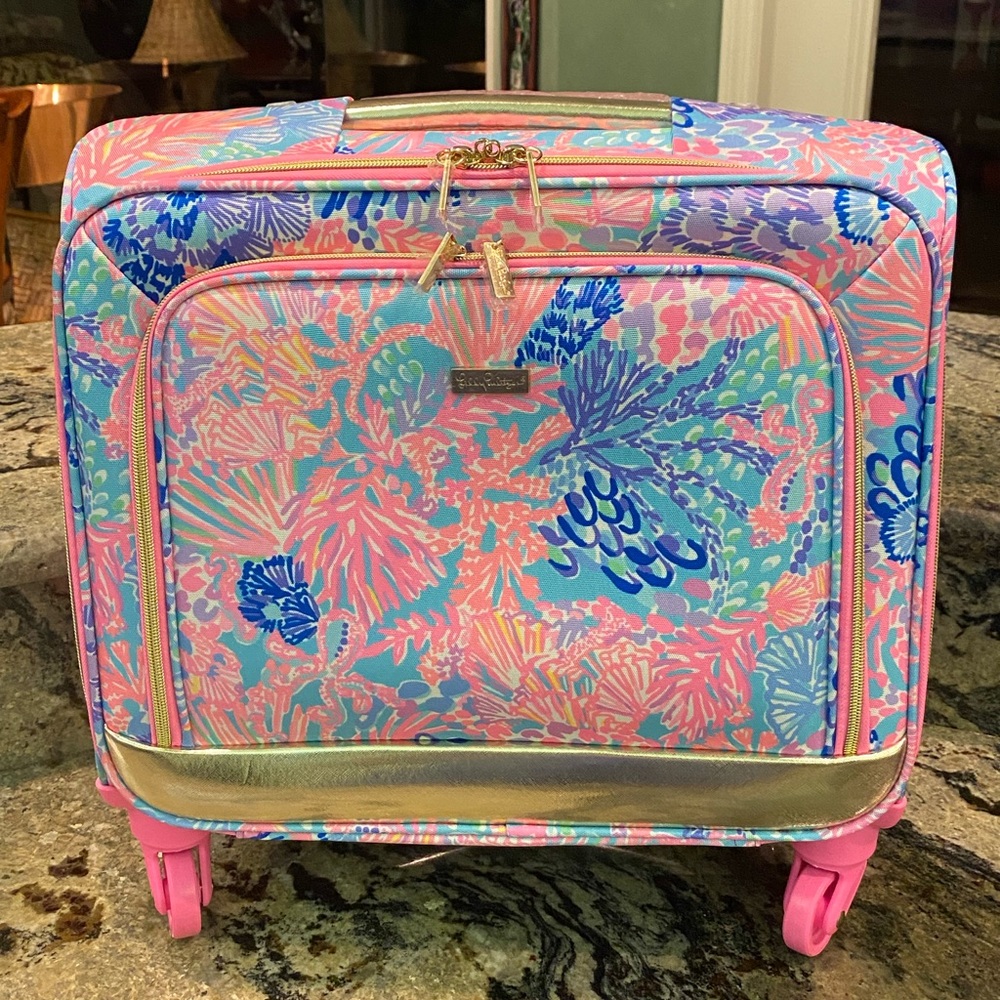 NWT Lilly Pulitzer GWP Under The Seat Carry On